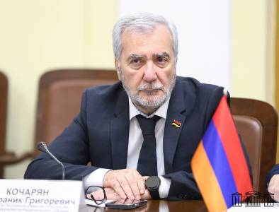Անհետ կորած զինծառայողների ծնողները հանդիպում են Անդրանիկ Քոչարյանի հետ