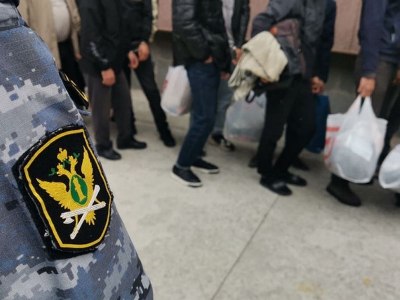 Из России в 2024 году депортировали вдвое больше мигрантов, чем годом ранее
