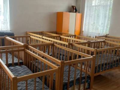 Գյումրու «Երեխաների տան» նախկին բուժքույրն ու դայակը պարբերաբար բռնության են ենթարկել երեխաներին.նյութերը դատարանում են