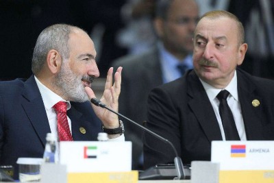 «Փաստ». Փաշինյանն ու Ալիևը ակտիվ կապի մեջ են