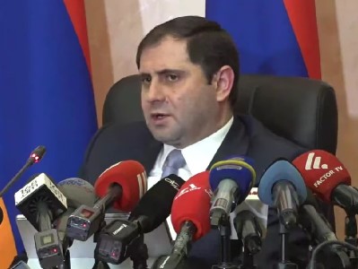ՀՀ պաշտպանության նախարարը պարզաբանել է բանակում մահացության պատճառները
