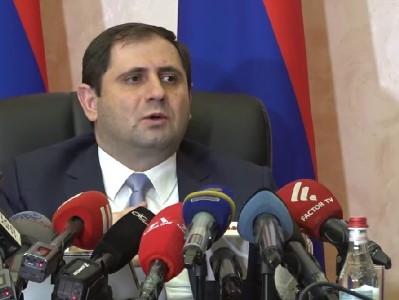 Բանակը պետք է ի վիճակի լինի պաշտպանելու մեր պետության ինքնիշխանությունն ու սահմանները․ ՊՆ նախարար
