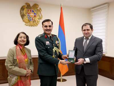 Minister, envoy discuss Armenia-India defense cooperation (PHOTOS)