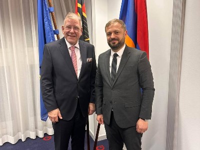Գևորգ Պապոյանը հանդիպում է ունեցել Գերմանիայի միջին բիզնեսի դաշնային ասոցիացիայի ղեկավար Քրիստոֆ Ալհաուզի հետ