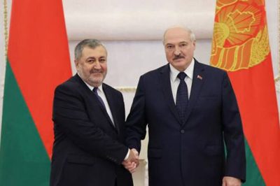 «Իրավունք». Բելառուսում ՀՀ դեսպանը Մինսկ չի էլ վերադառնա՞