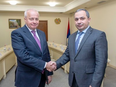 ՔԿ նախագահը ՌԴ դեսպանի հետ քննարկել է քրեական արդարադատությունից խուսափող և ՌԴ-ում գտնվող մի շարք անձանց հարցը