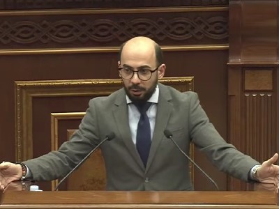 Դո'ւք եք հանձնել Ձեր ընկերներին, Ձեր մեջքի հետևում նստած դաշնակներն են հանձնել. Հովհաննիսյանը՝ Օհանյանին