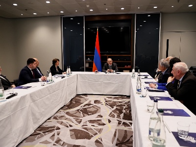 Փաշինյանը հանդիպում է ունեցել Շվեյցարիայի հայ համայնքի ներկայացուցիչների հետ. նրա այցը Շվեյցարիա ավարտվել է