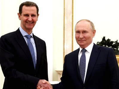 Syria's new authorities ask Russia to extradite Assad
