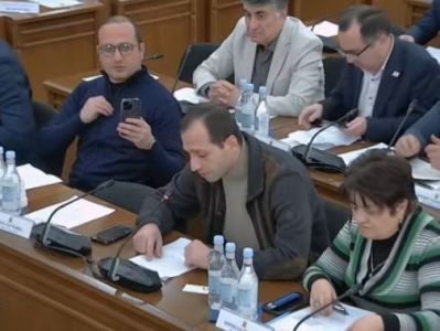 Քաղաքացուն թալանելն ամեն կերպ և ամեն րոպե ձեր համար դարձել է գործելաոճ. Ավագանու անդամ