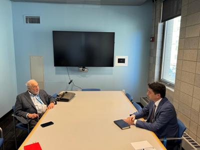 Վահե Հովհաննիսյանը և տնտեսագիտության Նոբելյան մրցանակի դափնեկիրը քննարկել են ՀՀ հարկային ոլորտի բարեփոխումները