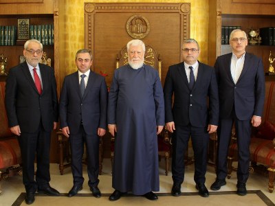 Իշխան Սաղաթելյանը Անթիլիասում հանդիպել է Արամ Ա կաթողիկոսին. Քննարկել են Հայաստանի ներկա իրավիճակը