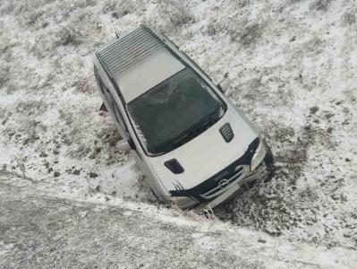 Փրկարարներն «Opel»-ը դուրս են բերել ավտոճանապարհի երթևեկելի հատված