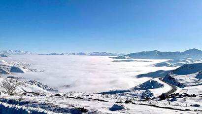 Սպիտակի, Թումանյանի, Սիսիանի, Գորիսի, Սևանի, Դիլիջանի տարածաշրջաններում ձյուն է տեղում