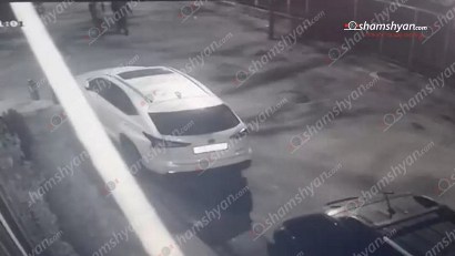 Երևանի փողոցներից մեկում կայանված Lexus-ից գողություն է կատարվել