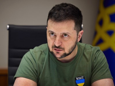 Зеленский допустил участие в переговорах с Россией, но при одном условии