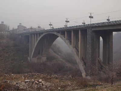 Փրկարարները կանխել են քաղաքացու ինքնասպանության փորձը Կիեւյան կամրջից
