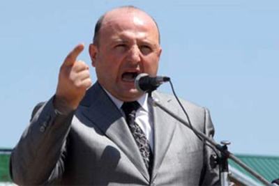 «Իրավունք». «Հլը ուր եք, սաղ գան չոքեն դուռս». Ի՞նչ է ասել Վարդան Ղուկասյանը մտերիմ շրջապատում