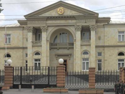 Մի խումբ ուսանողներ կոլեկտիվ հանրագիր են ներկայացրել ՀՀ նախագահին