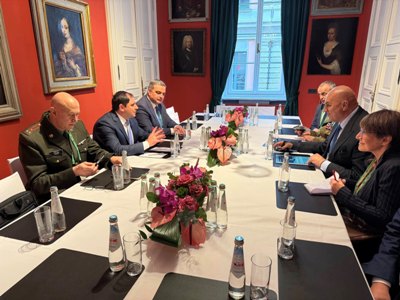 Armenia, Italy ministers discuss defense cooperation (PHOTOS)