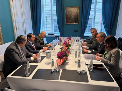 Սուրեն Պապիկյանը և Վասիլիս Պալմասն անդրադարձել են Հայաստան-Հունաստան-Կիպրոս եռակողմ ձևաչափով համագործակցությանը