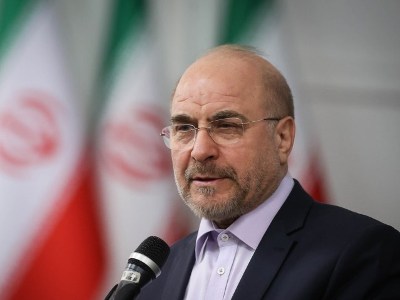Спикер парламента Ирана в Азербайджане осудил иностранное вмешательство в дела региона