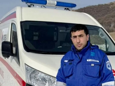 Գյումրիում ծեծել են շտապօգնության բուժակին. Նա հիվանդանոցում է. ոստիկանները համոզում են, որ դեպքի մասին չբարձրաձայնվի