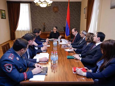 Գավառի մանկատանը վերադարձված հողամաս և անշարժ գույք, Մարտունի քաղաքին վերադարձված մարզադաշտ.Գեղարքունիքի դատախազություն