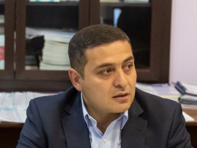 Գործող վարչակազմն իր քայլերով հարվածում է հայոց լեզվին. Գիտնականն այլևս հայերենով գիտական աշխատանք չի գրելու.Սողոմոնյան