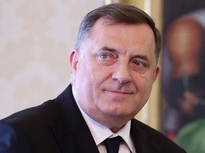 Лидера боснийских сербов Милорада Додика приговорили к тюремному заключению