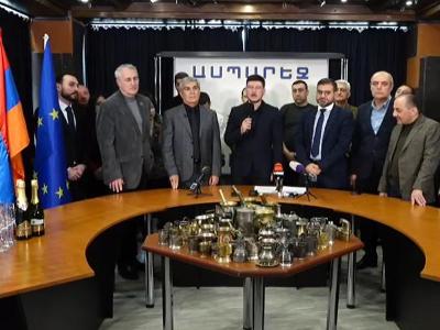 «Եվրաքվեի» նախաձեռնող 3 կուսակցությունները Լևոն Բարսեղյանին առաջադրեցին Գյումրիի քաղաքապետի թեկնածու