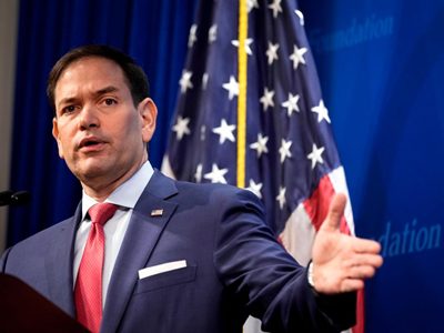 Госсекретарь США: Зеленский должен извиниться