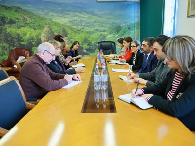 Հակոբ Սիմիդյանն Աստրիդ Շոմեյքերին ներկայացրել է COP-17-ի կազմակերպման նպատակով ստեղծված կոմիտեի աշխատանքները