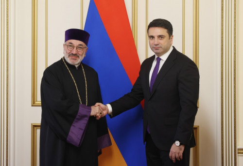 Ալեն Սիմոնյանն ընդունել է Տեր Գևորգ արքեպիսկոպոս Նորատունկյանին