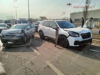 Երևան-Աշտարակ ճանապարհին բախվել են «Tesla»-ն, «Mercedes»-ը, «Infinity»-ն, «Subaru»-ն և «Opel»-ը. կան վիրավորներ