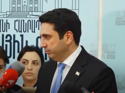 Օսկանյանը 10 տարի հնարավորություն ուներ իր «փառահեղ» դիվանագիտությունը գործի դնել. Հիմա թող իր թոշակով զբաղվի.Սիմոնյան