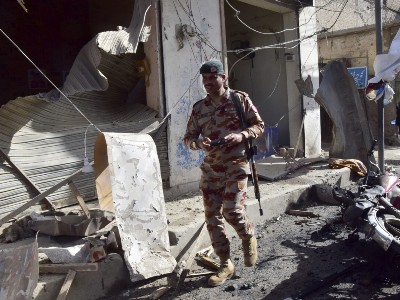 Պակիստանի ռազմաբազայում մահապարտ ահաբեկիչները երկու պայթյուն են իրականացրել, զոհվել է առնվազն 9 մարդ