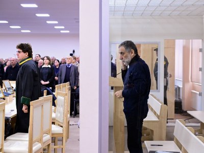 Ռուբեն Վարդանյանը չի պատասխանել Ադրբեջանում ընթացող դատական ​​ֆարսի ոչ մի անհեթեթ հարցի