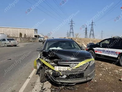 Կոտայքի Գետարգել գյուղի ճանապարհին բախվել են «Hyundai Sonata»-ն ու «Mercedes»-ը. կա վիրավոր