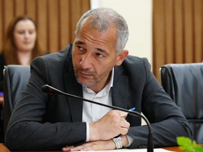 Երեկ ձերբակալված քաղաքապետարանի պաշտոնյայի նկատմամբ կալանավորելու միջնորդությունը չի բավարարվել. Կոստանյան