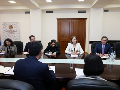 US envoy to Armenia education minister: Academic City program can best contribute to expanding of cooperation