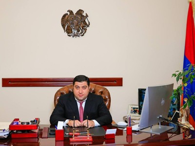 Հայ կնոջ անձնուրաց նվիրումն ընտանիքին անվերջ մեծարանքի է արժանի․ Արամ Ազատյան