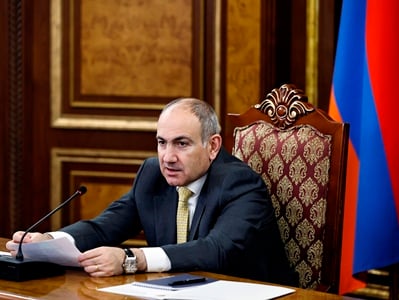 Никол Пашинян назвал себя местоблюстителем народных властей и заявил о попытке уничтожения Армении