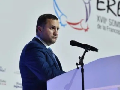 Посол Армении в ЕС представил в дипломатической школе проект «Перекресток мира»