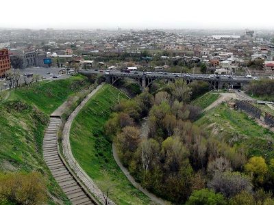 Հրազդանի կիրճում լրիվ ասֆալտ կանենք, խնդիրը կլուծվի, իսկ «Բիձու գյոլում» ավարտվել է լողավազանի վերականգնումը. Պետոյան