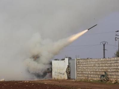 Syria shells Lebanon which in turn hits firing points in Syria