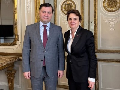 Դեսպան Խաչատրյանը և Լուվրի թանգարանի տնօրենը անդրադարձել են մշակույթի ոլորտում հաստատված համագործակցությանը
