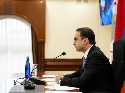 Դուք սովոր եք, որ քաղաքը պետք է բաժան-բաժան արվի, ամեն մեկն իր իր քյարն ունենա. Ավինյան