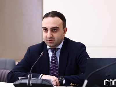 Ամբողջությամբ պահպանել տնային կալանքի տակ գտնվողի աշխատատեղը, որոշ դեպքերում նաեւ աշխատավարձը. նախագիծ