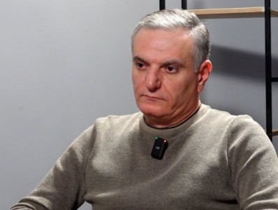 Закарян: Пашинян готов подписать «мирное обещание», но не готов его опубликовать